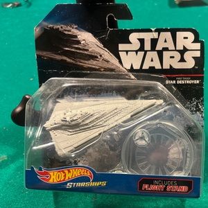 Hot Wheels Star Wars Starships The Last Jedi First Order Star Destroyer NEW
